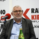 Studio Polityczne Radia Kielce. Na zdjęciu: Lucjan Pietrzczyk, PO / Robert Felczak / Radio Kielce