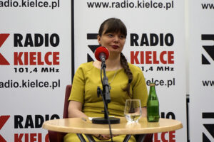 Studio Polityczne Radia Kielce. Na zdjęciu: Magdalena Fogiel-Litwinek, Kukiz'15 / Robert Felczak / Radio Kielce