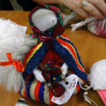 Suchedniów. Warsztaty robienia lalek-motanek / Anna Głąb / Radio Kielce