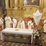 Kielce. Bazylika katedralna. Msza Wieczerzy Pańskiej / Marzena Mąkosa / Radio Kielce