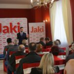 Małogoszcz. Wizyta Patryka Jakiego / Michał Kita / Radio Kielce