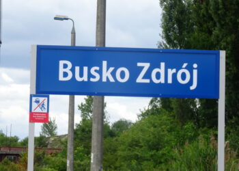 Po 13 latach przerwy do Buska-Zdroju wjechał pociąg z Kielc / Kamil Włosowicz / Radio Kielce