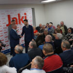 Radoszyce. Spotkanie z Patrykiem Jakim, kandydatem Zjednoczonej Prawicy do Parlamentu Europejskiego / Michał Kita / Radio Kielce