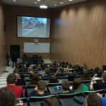 Spotkanie policji ze studentami UJK. / Michał Kita / Radio Kielce