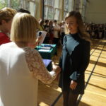 Zakończenie roku szkolnego klas maturalnych w IV LO w Kielcach / Piotr Kwaśniewski / Radio Kielce