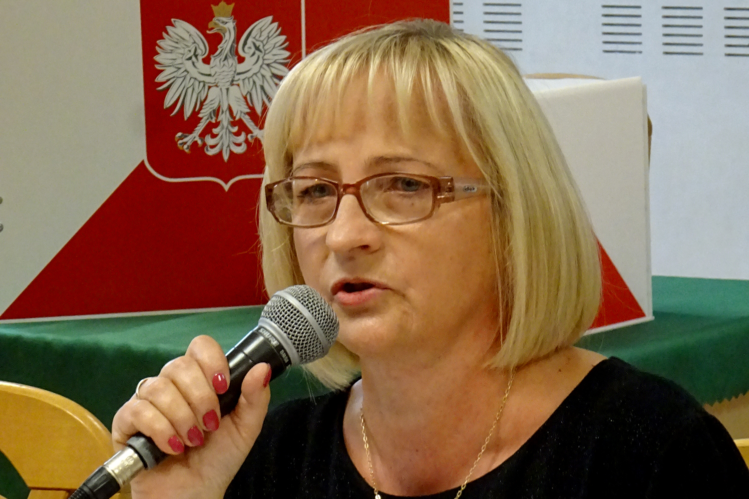 Maria Barańska podczas sesji inauguracyjnej Rady Miejskiej w Jędrzejowie wybrana została przewodniczącą tego gremium. Ma się jednak zrzec mandatu i objąć stanowisko wicestarosty jędrzejowskiego / Ewa Pociejowska-Gawęda / Radio Kielce