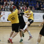 XXV Ogólnopolska Olimpiady Młodzieży w Sportach Halowych. Finał piłkarzy ręcznych: Dolnośląskie - Świętokrzyskie / Kamil Król / Radio Kielce