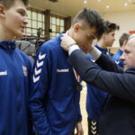 XXV Ogólnopolska Olimpiady Młodzieży w Sportach Halowych. Dekoracja Świętokrzyskiego / Kamil Król / Radio Kielce