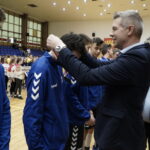 XXV Ogólnopolska Olimpiady Młodzieży w Sportach Halowych. Dekoracja Świętokrzyskiego / Kamil Król / Radio Kielce