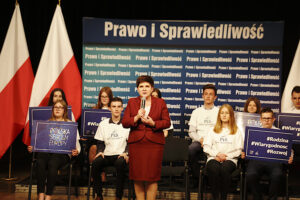 Wicepremier Beata Szydło z wizytą w Jędrzejowie / Jarosław Kubalski / Radio Kielce