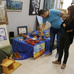 Wiosenna giełda prac uczniowskich z Zespołu Państwowych Szkół Plastycznych / Jarosław Kubalski / Radio Kielce