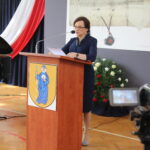 Uroczysta Sesja Rady Miejskiej w Szkole Podstawowej im. Marszałka Józefa Piłsudskiego w Opatowcu. Na zdjęciu Agata Wojtyszek, wojewoda świętokrzyski / Marta Gajda / Radio Kielce