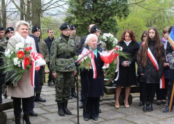 Pińczów. Obchody 79. rocznicy Zbrodni Katyńskiej / Marta Gajda / Radio Kielce