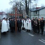 Busko. Pierwsza droga krzyżowa ulicami miasta / Marta Gajda / Radio Kielce