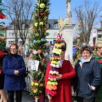 Skalbmierz. Jarmark wielkanocny na Rynku i konkurs palm / Marta Gajda / Radio Kielce