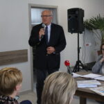 Mieszkańcy miejscowości Dobrów i Wierzbicy w gminie Tuczępy w powiecie buskim przeciwni planowanej inwestycji / Marta Gajda / Radio Kielce