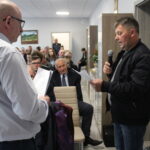 Mieszkańcy miejscowości Dobrów i Wierzbicy w gminie Tuczępy w powiecie buskim przeciwni planowanej inwestycji / Marta Gajda / Radio Kielce