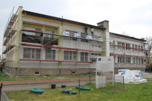 Remont ośrodka zdrowia w Opatowcu / Marta Gajda / Radio Kielce