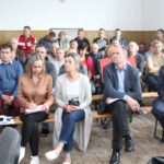 Wierzbica gm. Tuczępy. Rozprawa administracyjna dotycząca budowy kurnika / Marta Gajda / Radio Kielce