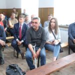 Wierzbica gm. Tuczępy. Rozprawa administracyjna dotycząca budowy kurnika / Marta Gajda / Radio Kielce