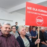 Wierzbica gm. Tuczępy. Rozprawa administracyjna dotycząca budowy kurnika / Marta Gajda / Radio Kielce