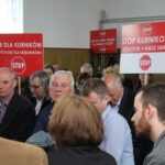 Wierzbica gm. Tuczępy. Rozprawa administracyjna dotycząca budowy kurnika / Marta Gajda / Radio Kielce