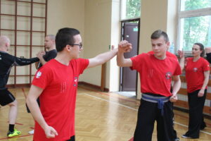 Sifu Wanga – wielki mistrz tradycyjnego chińskiego Kung-fu podczas treningu / Marta Gajda / Radio Kielce