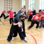 Sifu Wanga – wielki mistrz tradycyjnego chińskiego Kung-fu podczas treningu / Marta Gajda / Radio Kielce