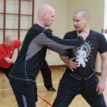 Sifu Wanga – wielki mistrz tradycyjnego chińskiego Kung-fu podczas treningu / Marta Gajda / Radio Kielce