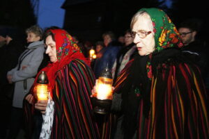 02.04.2019 Masłów. Droga Krzyżowa w rocznicę śmierci Jana Pawła II / Jarosław Kubalski / Radio Kielce