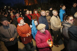 02.04.2019 Masłów. Droga Krzyżowa w rocznicę śmierci Jana Pawła II / Jarosław Kubalski / Radio Kielce