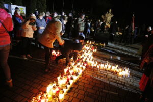 02.04.2019 Masłów. Droga Krzyżowa w rocznicę śmierci Jana Pawła II / Jarosław Kubalski / Radio Kielce