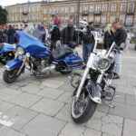 07.04.2019 Kielce. Zlot samochodów zabytkowych / Jarosław Kubalski / Radio Kielce