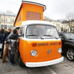 07.04.2019 Kielce. Zlot samochodów zabytkowych / Jarosław Kubalski / Radio Kielce