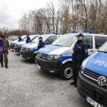 11.04.2019 Kielce. Przekazanie 13 radiowozów Komendzie Miejskiej Policji w Kielcach i komendom powiatowym / Jarosław Kubalski / Radio Kielce