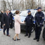 11.04.2019 Kielce. Przekazanie 13 radiowozów Komendzie Miejskiej Policji w Kielcach i komendom powiatowym / Jarosław Kubalski / Radio Kielce