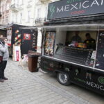 12.04.2019 Kielce. Foodtrucki na ulicy Sienkiewicza / Jarosław Kubalski / Radio Kielce