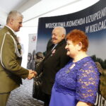 12.04.2019 Kielce. Starostwo powiatowe. Wręczenie medali "Za zasługi dla obronności kraju rodzicom żołnierzy / Jarosław Kubalski / Radio Kielce