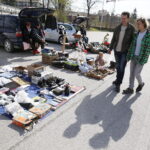 14.04.2019 Kielce. Pchli targ na parkingu przy stadionie Korony / Jarosław Kubalski / Radio Kielce