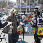14.04.2019 Kielce. Pchli targ na parkingu przy stadionie Korony / Jarosław Kubalski / Radio Kielce
