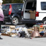 14.04.2019 Kielce. Pchli targ na parkingu przy stadionie Korony / Jarosław Kubalski / Radio Kielce