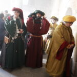 15.04.2019 Wąchock. Klasztor. Plan zdjęciowy serialu filmowego "Korona Królów" / Jarosław Kubalski / Radio Kielce