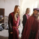 15.04.2019 Wąchock. Klasztor. Plan zdjęciowy serialu filmowego "Korona Królów" / Jarosław Kubalski / Radio Kielce