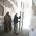 15.04.2019 Wąchock. Klasztor. Plan zdjęciowy serialu filmowego "Korona Królów" / Jarosław Kubalski / Radio Kielce