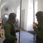 15.04.2019 Wąchock. Klasztor. Plan zdjęciowy serialu filmowego "Korona Królów" / Jarosław Kubalski / Radio Kielce