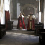 15.04.2019 Wąchock. Klasztor. Plan zdjęciowy serialu filmowego "Korona Królów" / Jarosław Kubalski / Radio Kielce