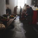 15.04.2019 Wąchock. Klasztor. Plan zdjęciowy serialu filmowego "Korona Królów" / Jarosław Kubalski / Radio Kielce