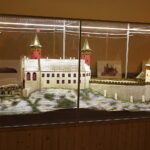 17.04.2019 Chęciny. Niemczówka. Makieta zamku chęcińskiego / Jarosław Kubalski / Radio Kielce