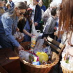 20.04.2019 Kielce. Święta Wielkanocne. Święcenie pokarmów przed katedrą / Jarosław Kubalski / Radio Kielce