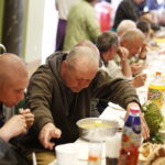 20.04.2019 Kielce. WDK. Śniadanie wielkanocne dla bezdomnych, samotnych i ubogich / Jarosław Kubalski / Radio Kielce